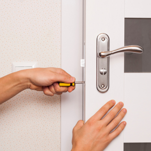 réparer serrure porte